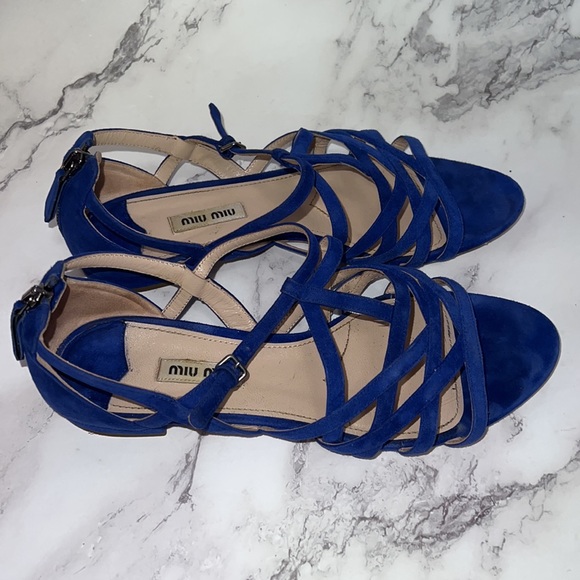 Miu Miu Strappy Suede Flat Sandals - Picture 2 of 6